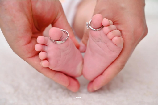 抚州孕妇两个月肚子疼